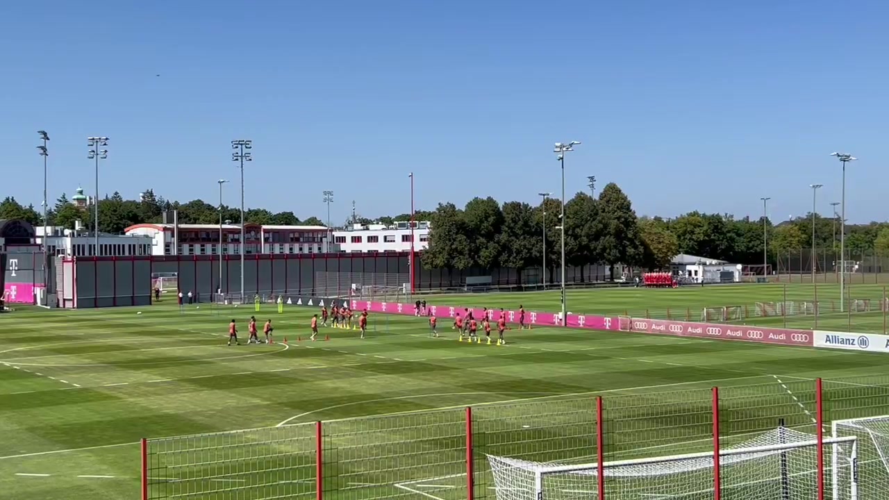 pg电子游戏-帕夫洛维奇随拜仁热身训练 复出进程取得积极进展